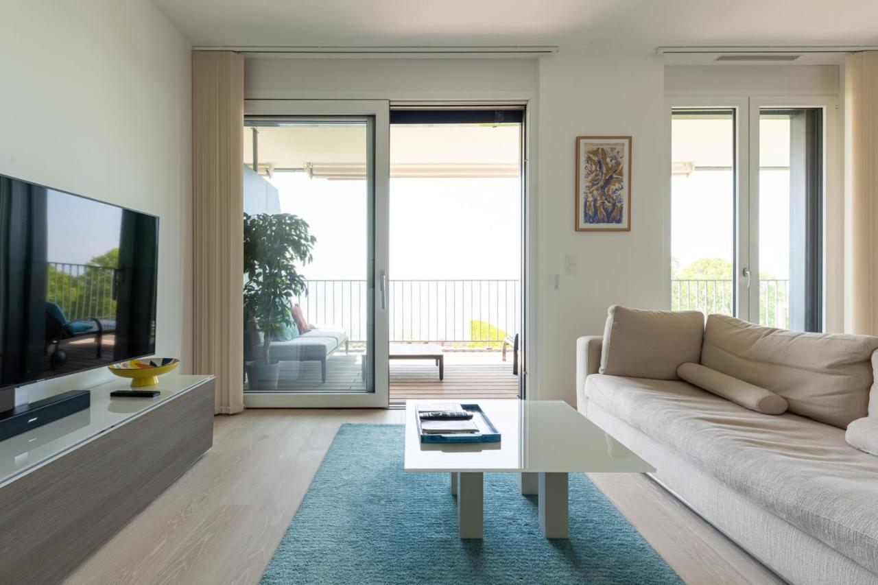 Les Terrasses De Lavaux 1 - Appartement De Luxe Avec Vue Panoramique Et Piscine Puidoux Exterior foto