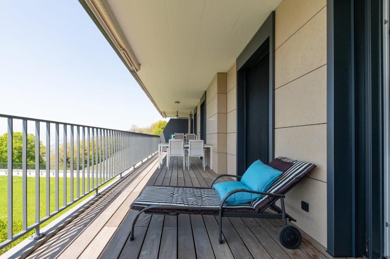 Les Terrasses De Lavaux 1 - Appartement De Luxe Avec Vue Panoramique Et Piscine Puidoux Exterior foto